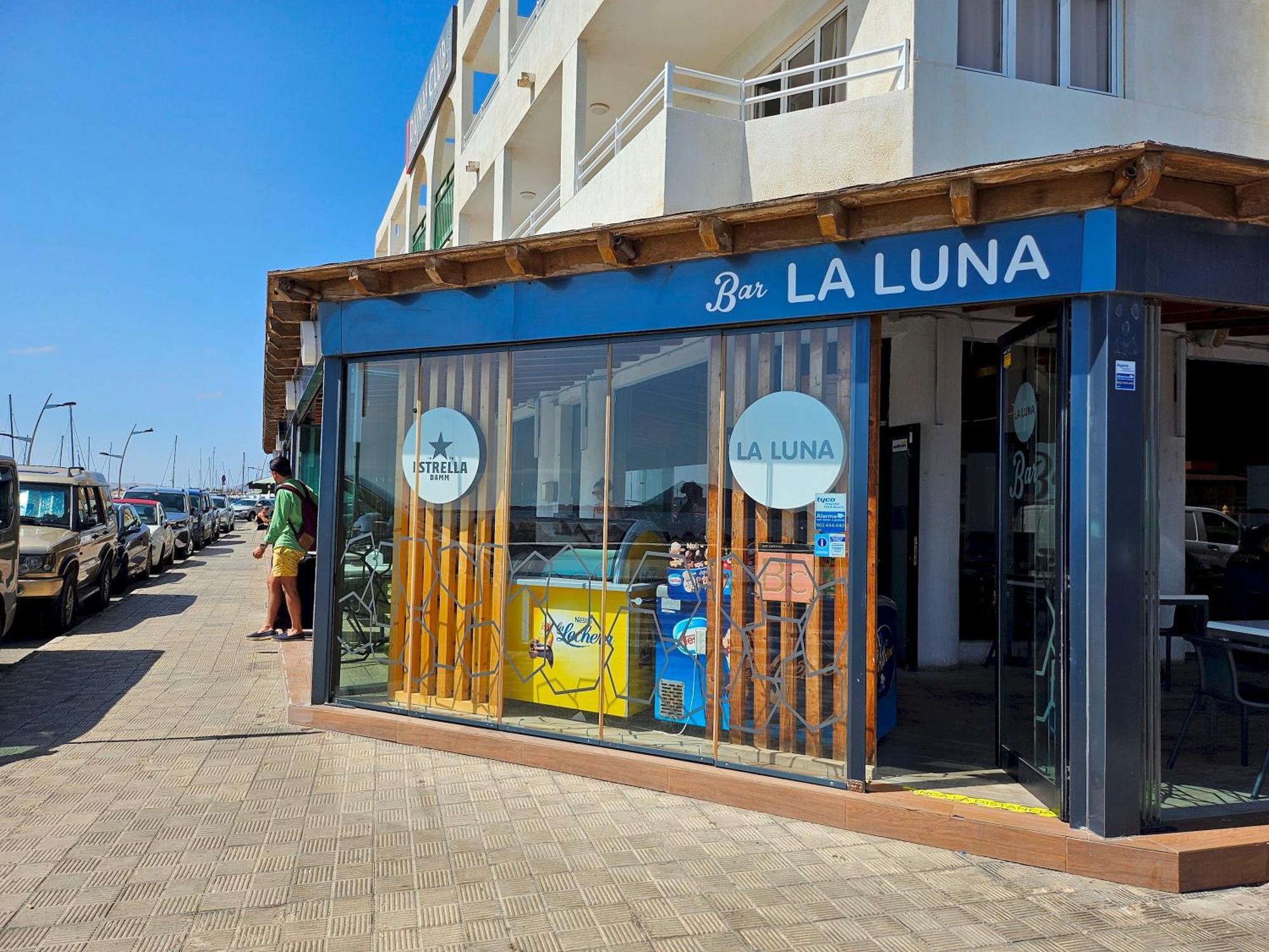 Corralejo Coliving By Amazzzing Travel Hostel Exterior photo