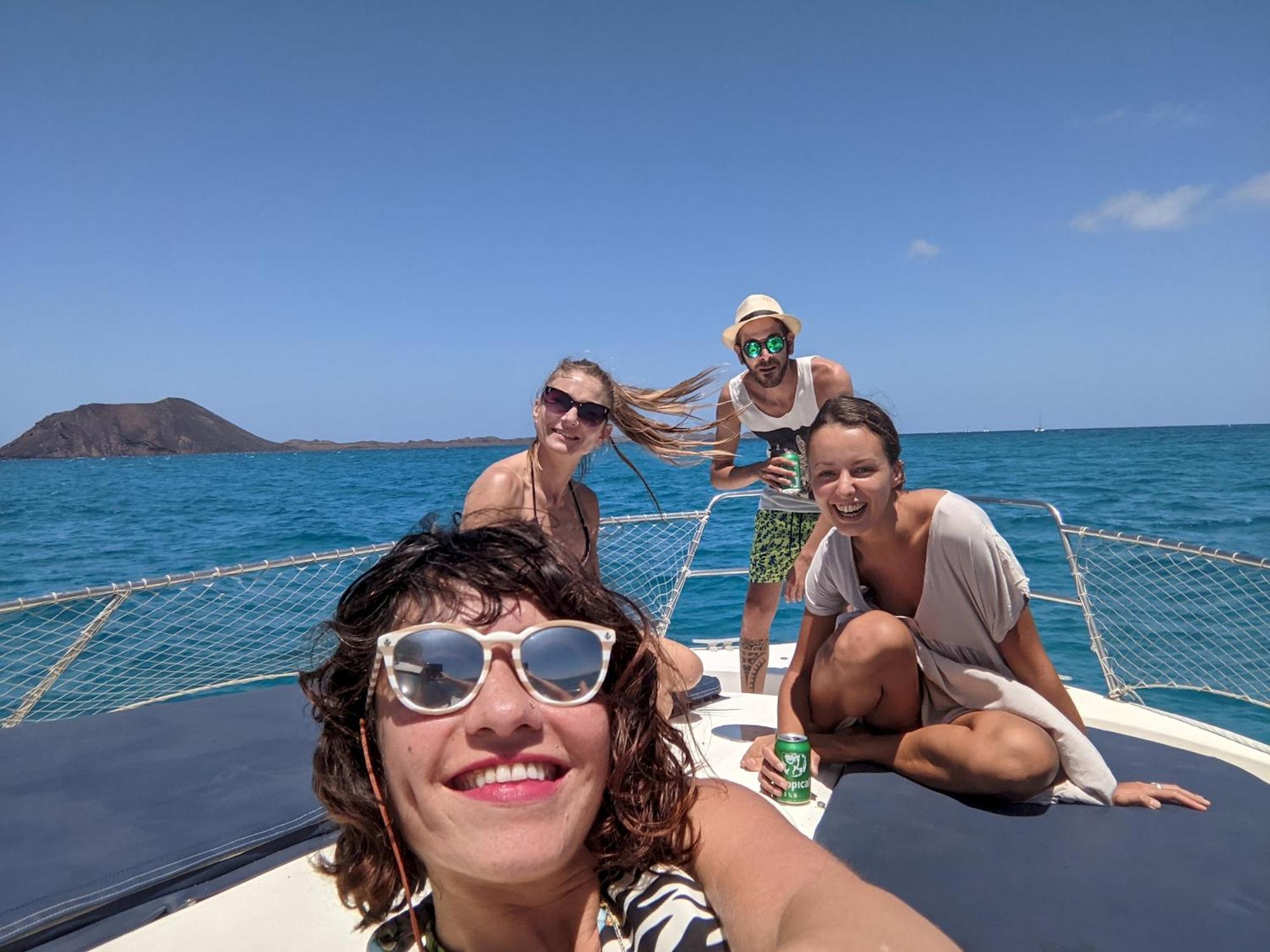 Corralejo Coliving By Amazzzing Travel Hostel Exterior photo